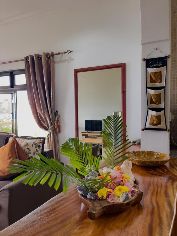 Baie Sainte AnneJardin Marronアパートメント エクステリア 写真