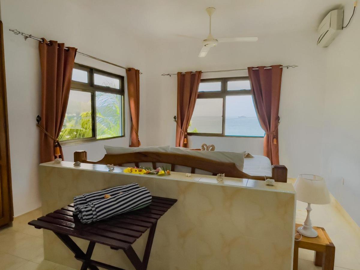 Baie Sainte AnneJardin Marronアパートメント エクステリア 写真